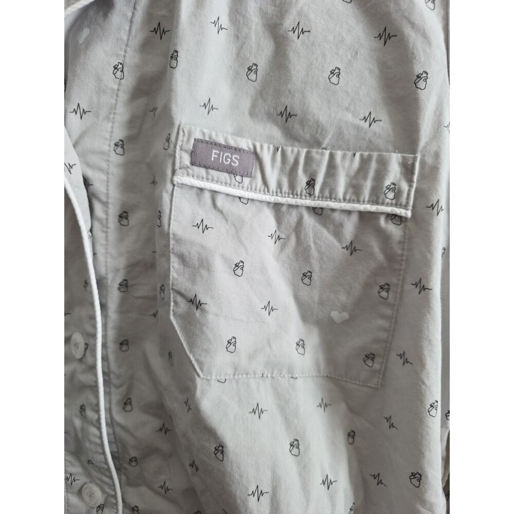Figs Heartbeat Grey Long Sleeve Button Pajama Sleep Shirt Sz Small 100% Cotton - Picture 3 of 6